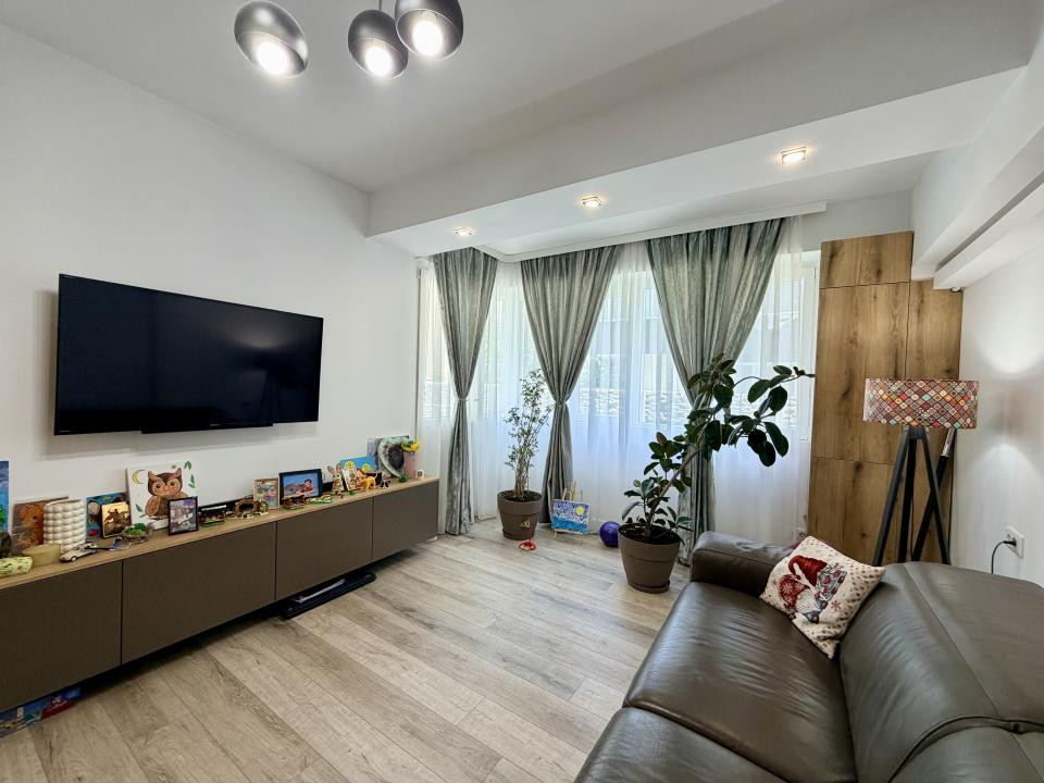 Apartament 3 camere + grădină + 2 locuri parcare 