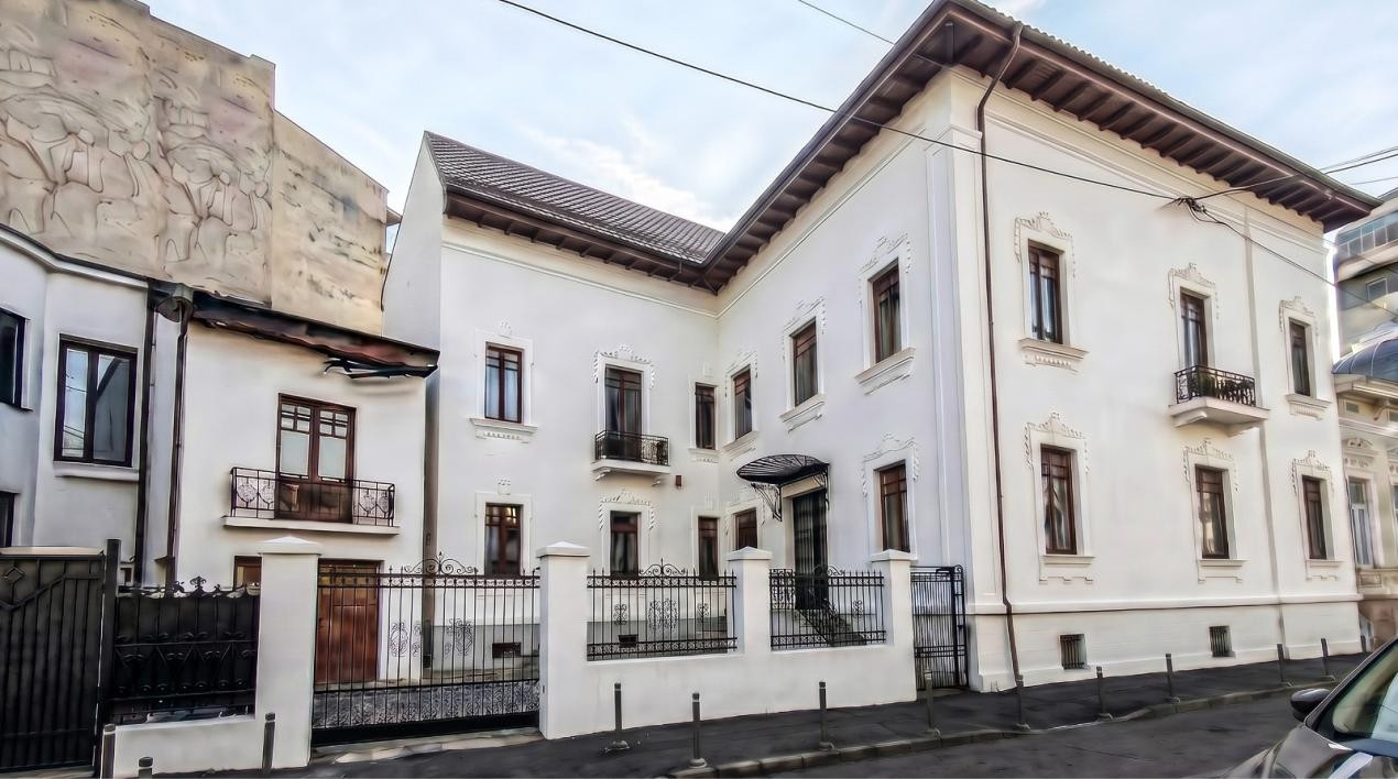 Cladire Reprezentativa, Situata Central, Ideal sediu, Clinica, Birouri, Showroom