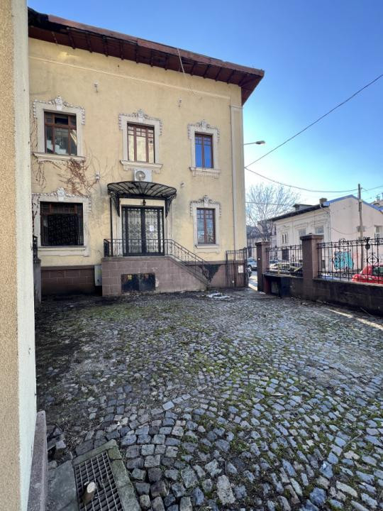 Cladire Reprezentativa, Situata Central, Ideal sediu, Clinica, Birouri, Showroom
