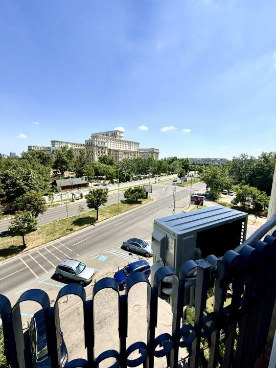 Garsonieră de 45 mp cu vedere panoramică Palatul Parlamentului – Locație Premium