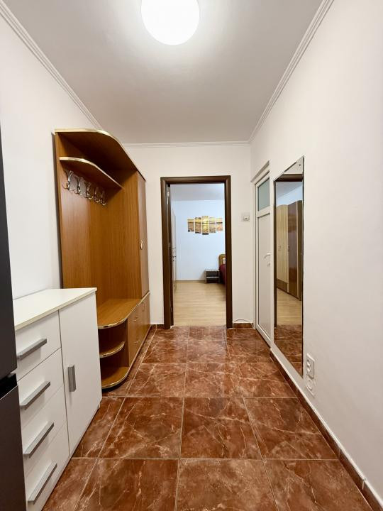 Garsonieră decomandată, luminoasă, în zona Constantin Brâncoveanu 