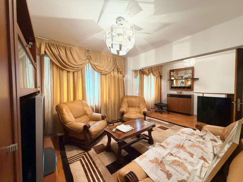 Apartament spatios cu 3 camere, 92 mp, 2 bai și metrou la 5 minute 