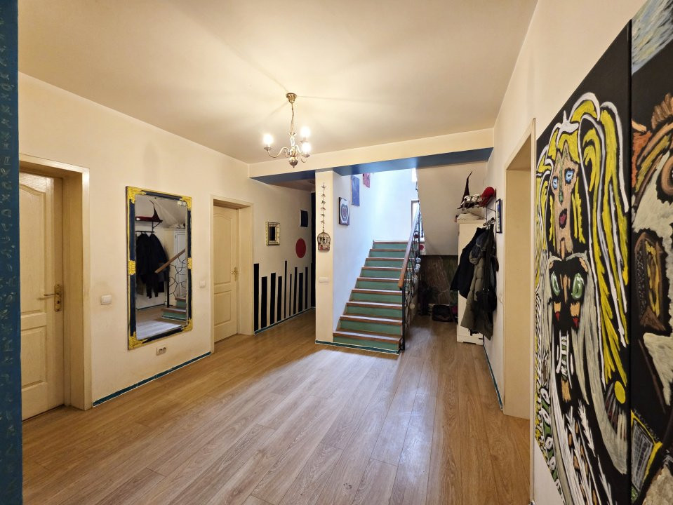 Vila spatioasa si luminosa, str. Ghioceilor, Bragadiru