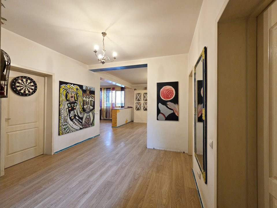Vila spatioasa si luminosa, str. Ghioceilor, Bragadiru