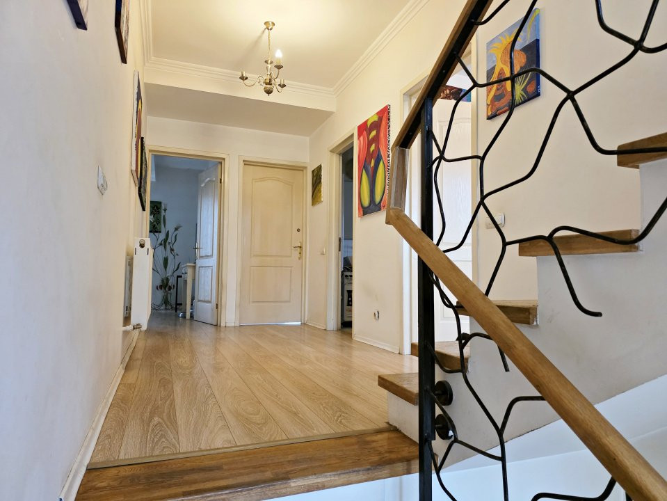 Vila spatioasa si luminosa, str. Ghioceilor, Bragadiru
