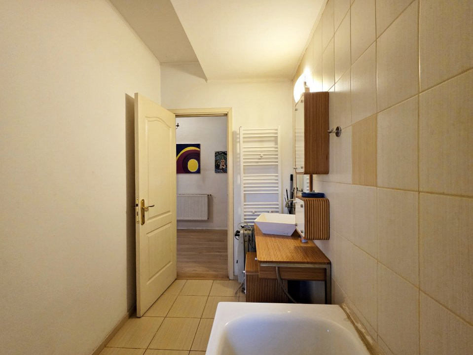 Vila spatioasa si luminosa, str. Ghioceilor, Bragadiru