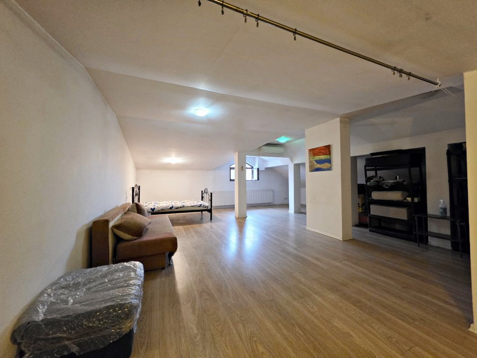 Vila spatioasa si luminosa, str. Ghioceilor, Bragadiru