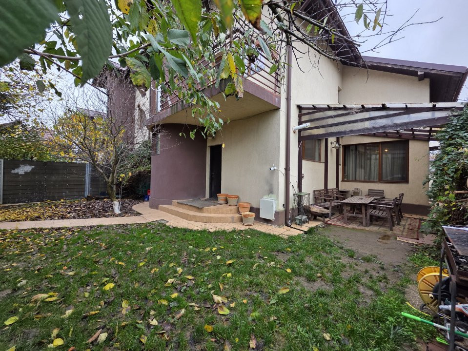 Vila spatioasa si luminosa, str. Ghioceilor, Bragadiru