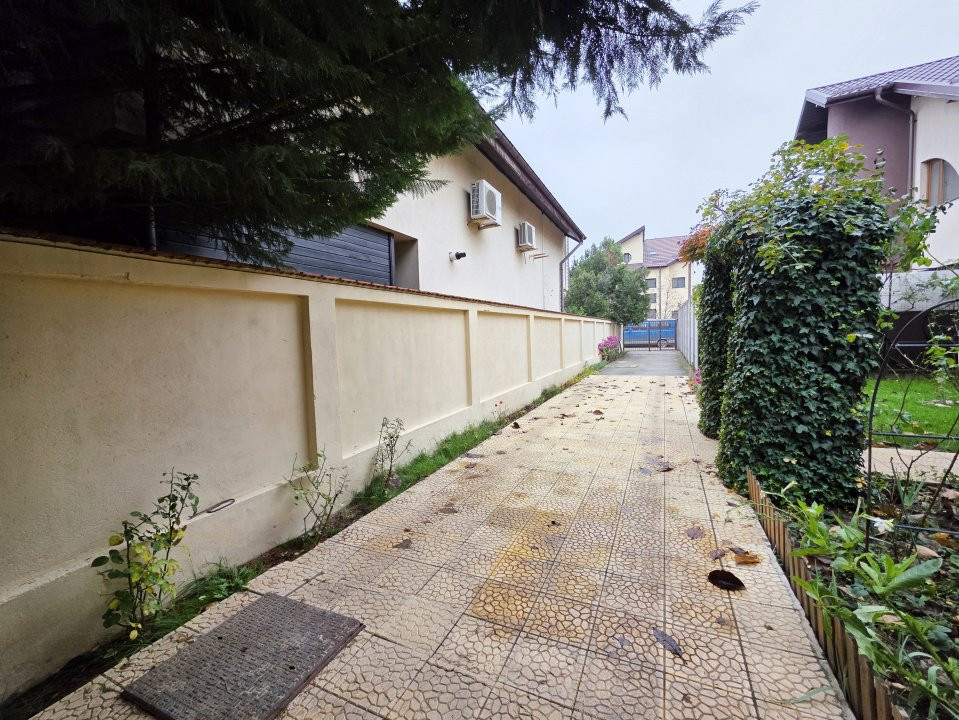 Vila spatioasa si luminosa, str. Ghioceilor, Bragadiru