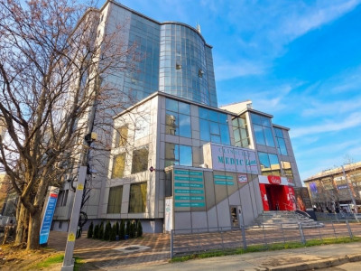 Bucuresti Mall Vitan, cladire de birouri clasa A