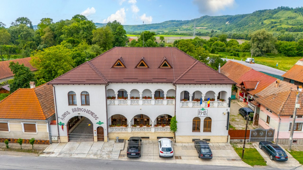 Hotel + Restaurant, Sâmbăta de Jos, Brașov