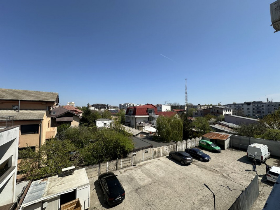 Spațiu comercial | Etaj integral | Acces marfă | Zona Militari - Uverturii