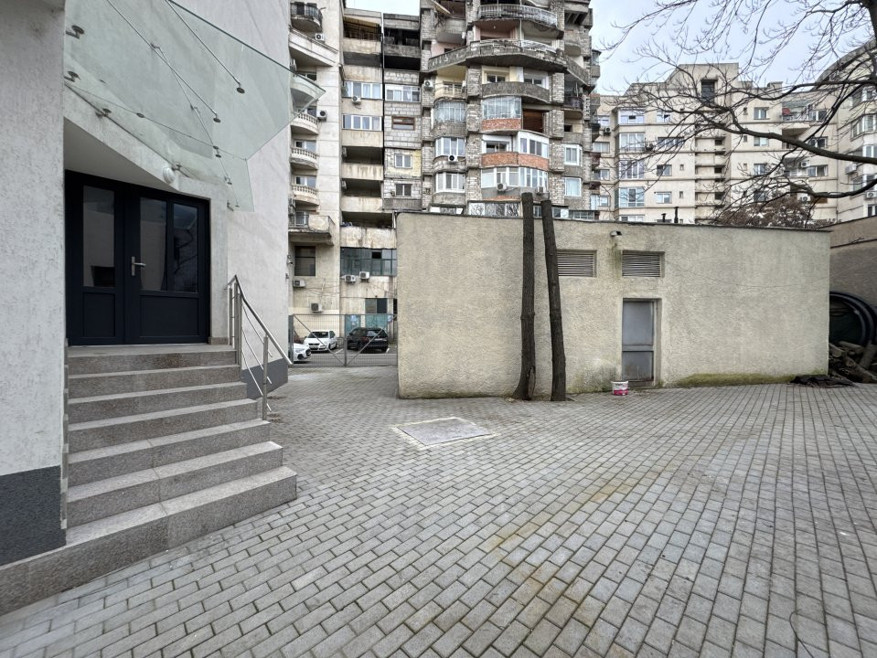 Bloc Piata Unirii - Pretabil rezidential, Airbnb, Hotel, Clinica medicala! 