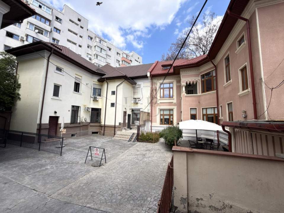 Zece Mese - Moșilor | Ideal Sediu Firma
