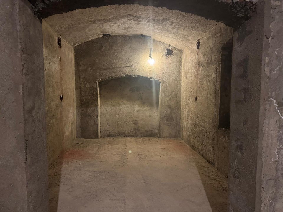 Vilă arhitectură deosebită - consolidată - Cismigiu - Calea Victoriei - Romana