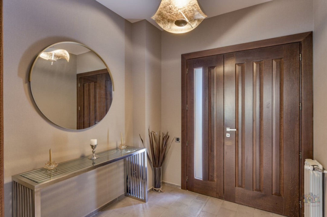 IANCU NICOLAE - COMPLEX TRAIAN, VILA 400 MP TOTAL, LOT 750 MP!