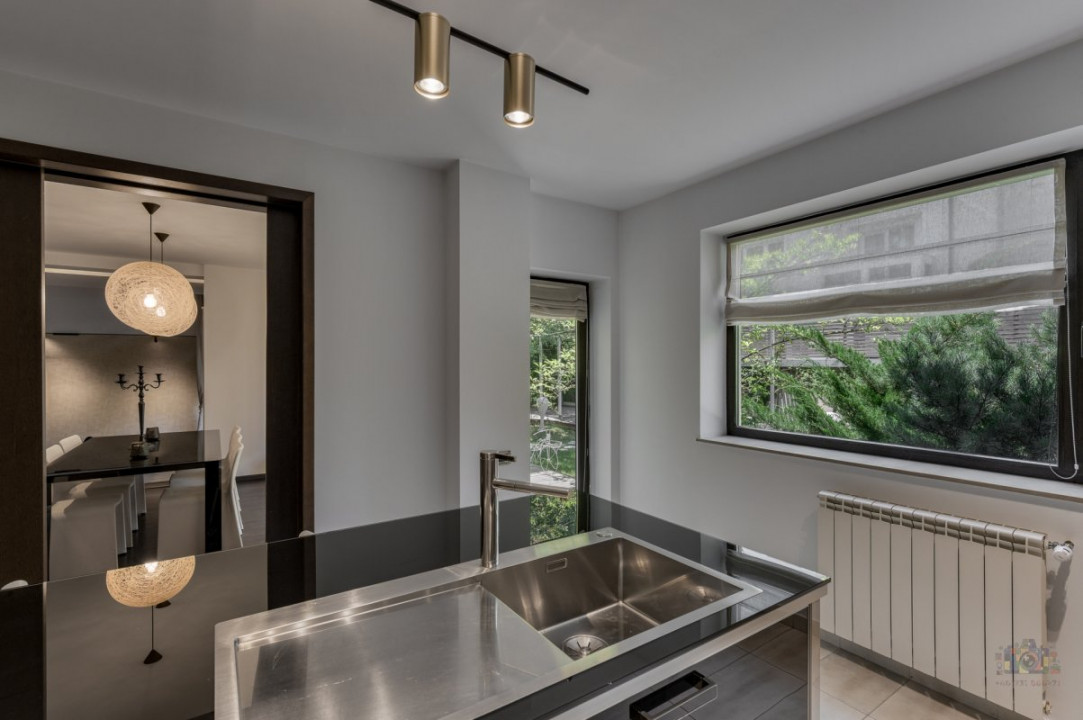 IANCU NICOLAE - COMPLEX TRAIAN, VILA 400 MP TOTAL, LOT 750 MP!