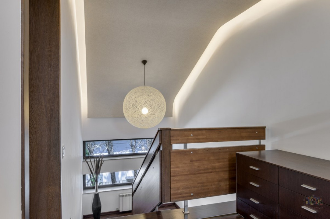 IANCU NICOLAE - COMPLEX TRAIAN, VILA 400 MP TOTAL, LOT 750 MP!