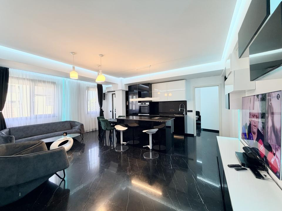 Apartament frumos amenajat cu centrala proprie Gata de Mutat