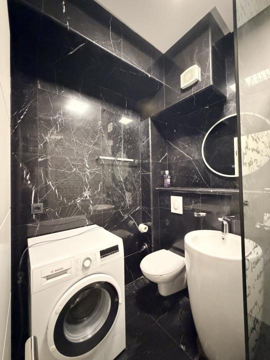 Apartament frumos amenajat cu centrala proprie Gata de Mutat