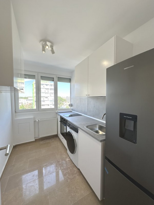 Inchiriere 2 camere renovat - nemobilat - prima inchiriere - metrou Tineretului