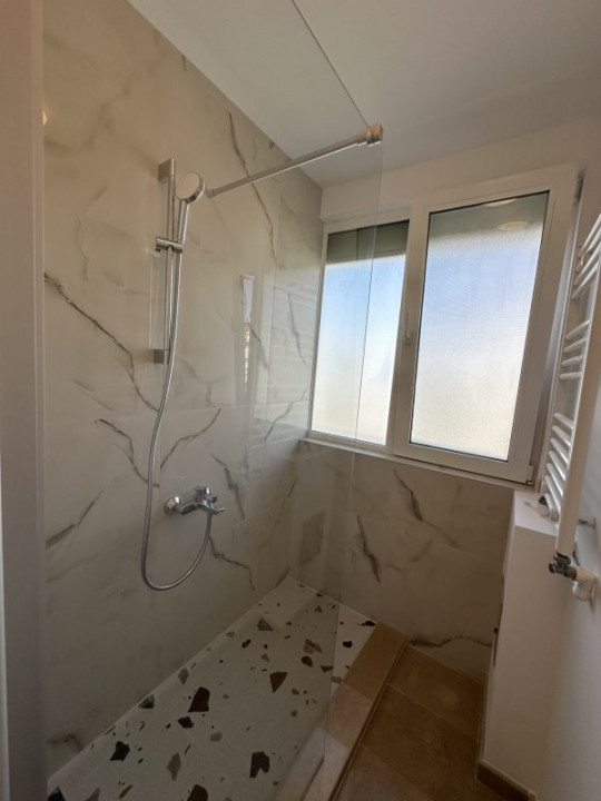 Inchiriere 2 camere renovat - nemobilat - prima inchiriere - metrou Tineretului