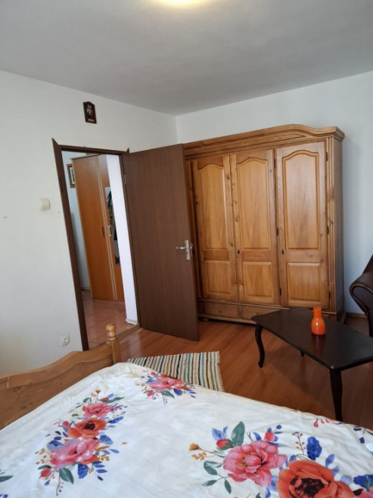Garsoniera mobilata si utilata rond Baba Novac