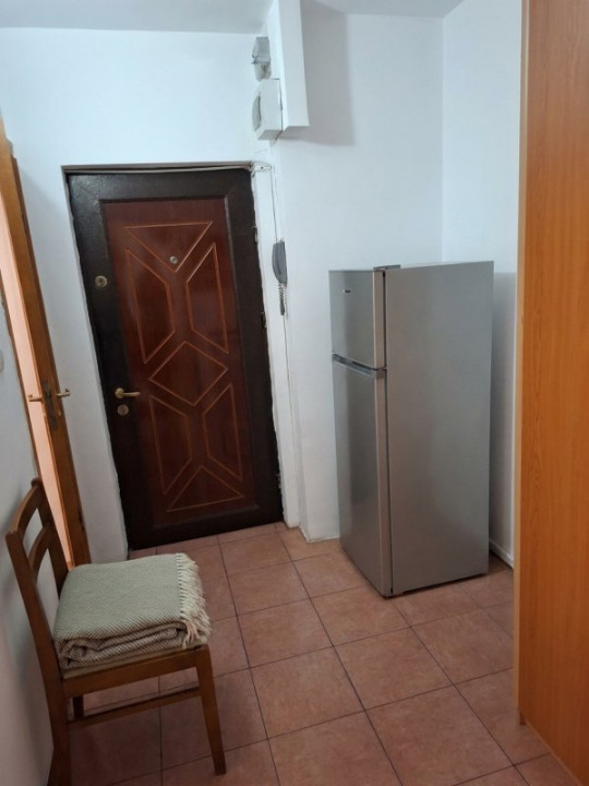 Garsoniera mobilata si utilata rond Baba Novac