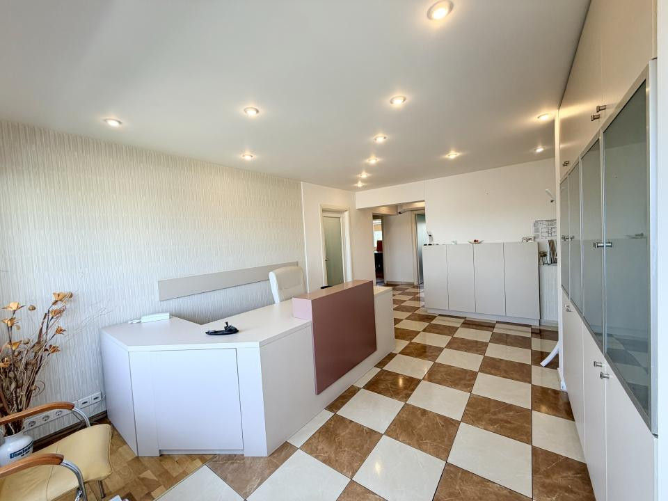  Libertății | 3 camere decomandate | Etaj 5/7 | Vedere Palatul Parlament