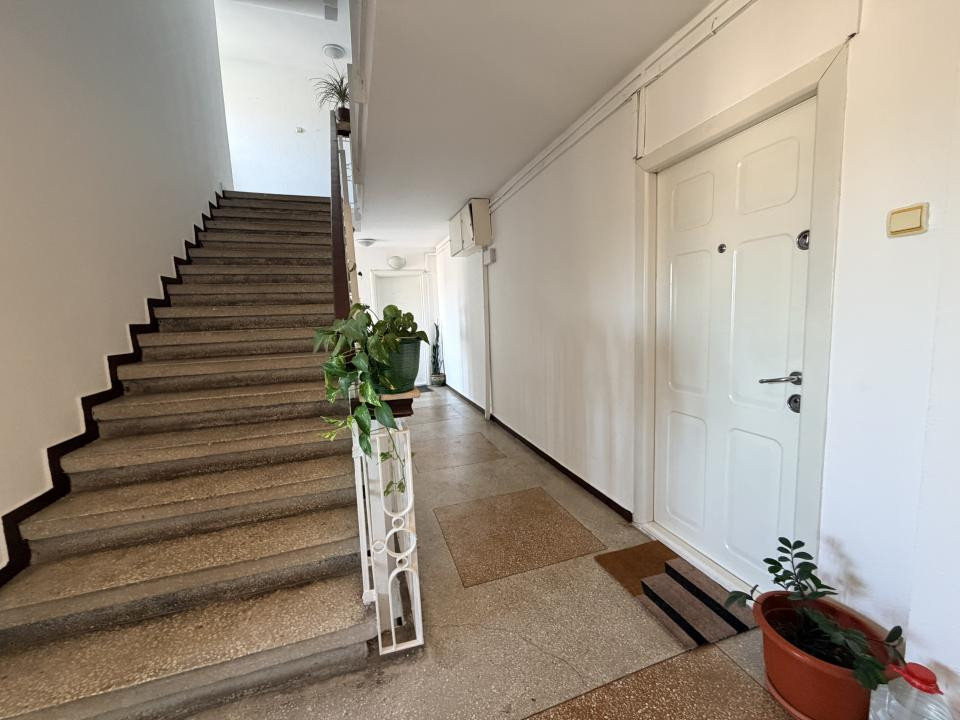  Libertății | 3 camere decomandate | Etaj 5/7 | Vedere Palatul Parlament