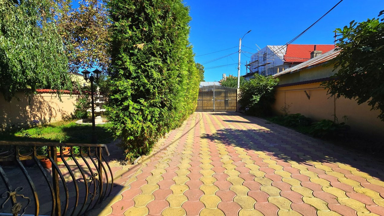 Lângă Lacul Pasărea, Vila cu 8 camere în care familia ta are loc să crească