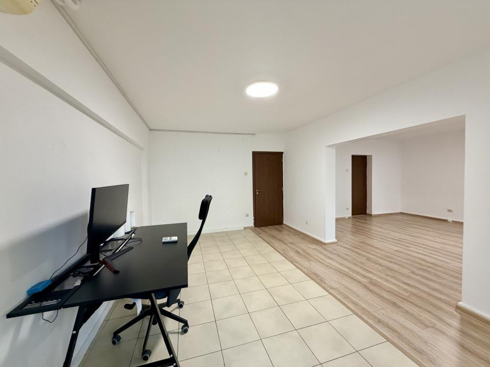 Apartament cu 3 camere Burebista-Alba Iulia, Parter, pretabil Birou 