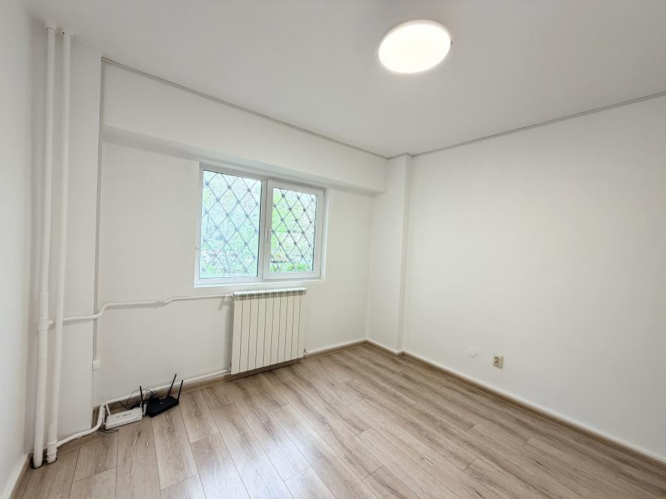 Apartament cu 3 camere Burebista-Alba Iulia, Parter, pretabil Birou 