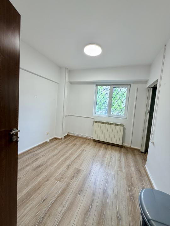 Apartament cu 3 camere Burebista-Alba Iulia, Parter, pretabil Birou 