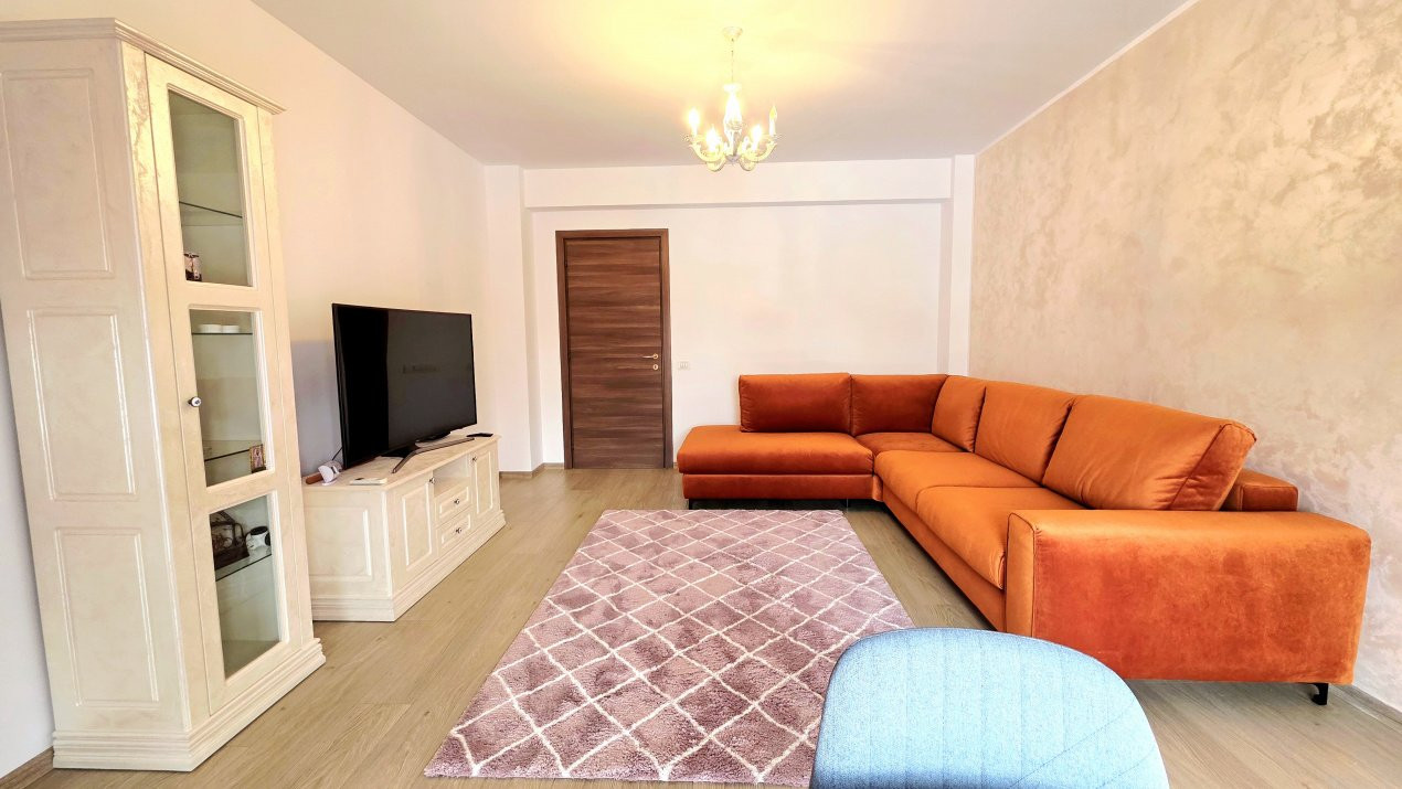 Apartament decomandat  cu 3 camere si 2 bai, 13 Septembrie – Marriott
