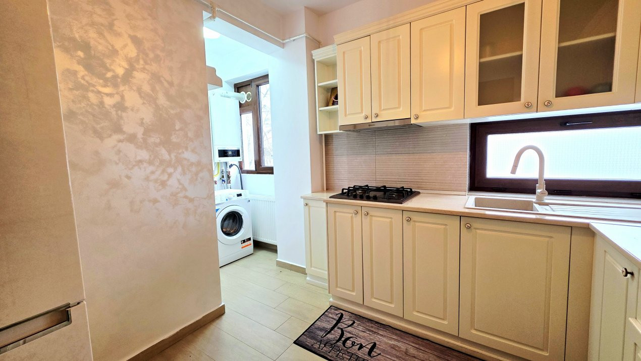 Apartament decomandat  cu 3 camere si 2 bai, 13 Septembrie – Marriott