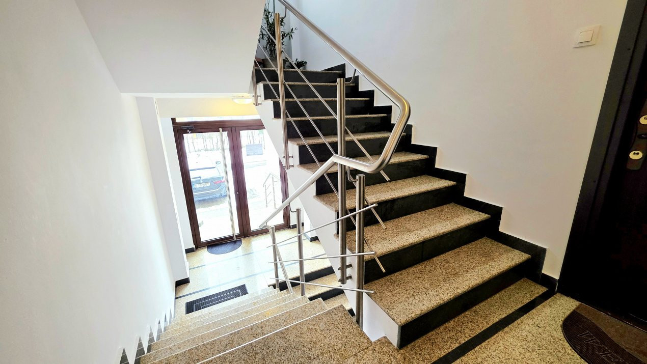 Apartament decomandat  cu 3 camere si 2 bai, 13 Septembrie – Marriott