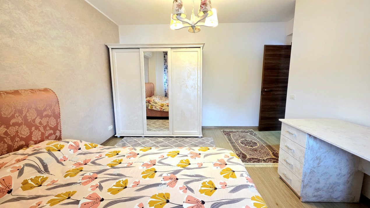 Apartament decomandat  cu 3 camere si 2 bai, 13 Septembrie – Marriott
