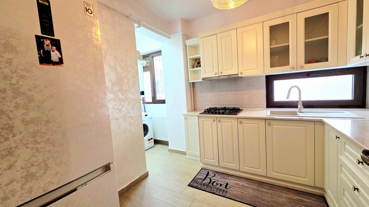 Apartament decomandat  cu 3 camere si 2 bai, 13 Septembrie – Marriott