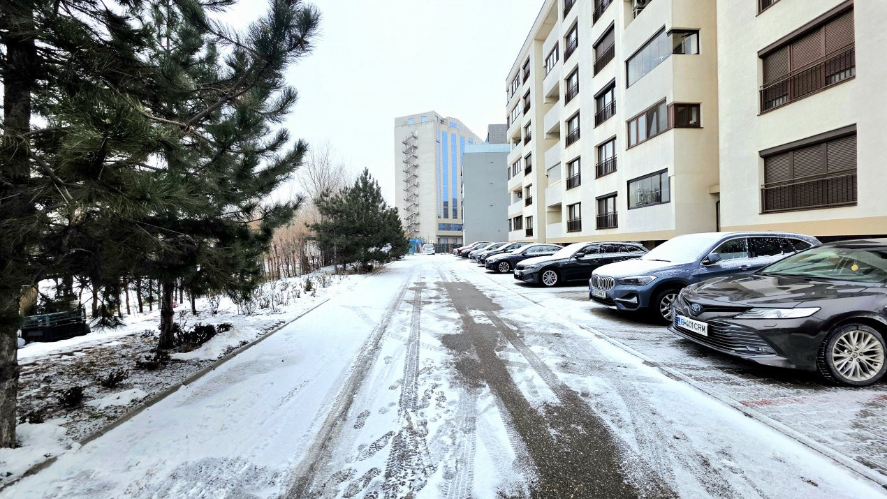 Apartament decomandat  cu 3 camere si 2 bai, 13 Septembrie – Marriott