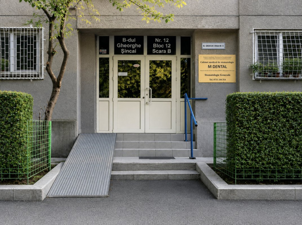 TINERETULUI - METROU, 4 CAMERE 86 MP, PANORAMA!  