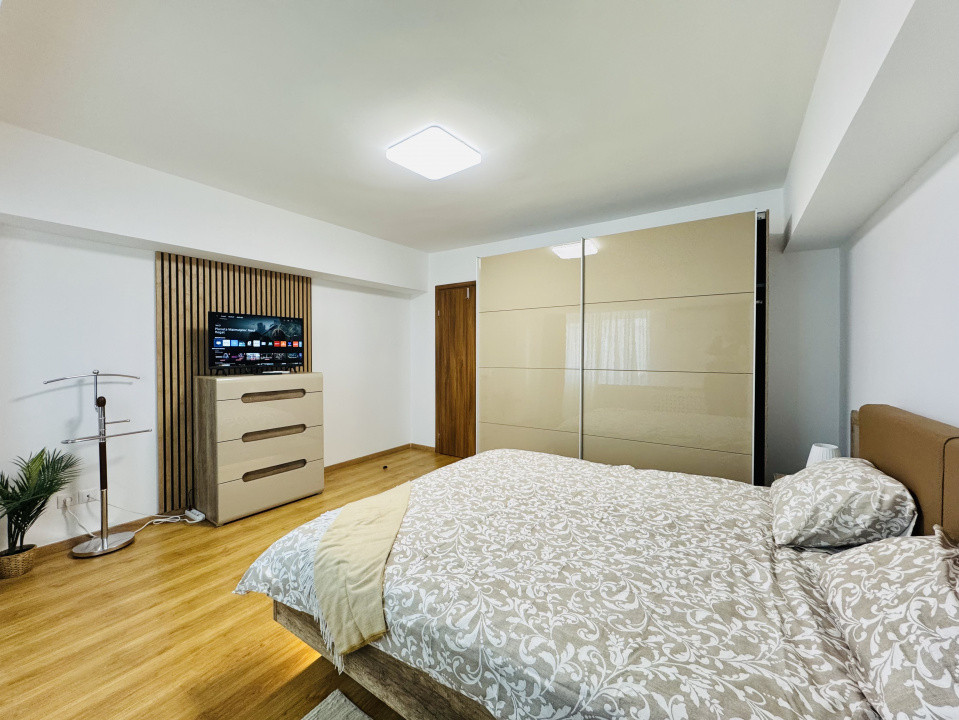 Apartament frumos amenajat cu  4 camere in Decebal-Metrou Muncii