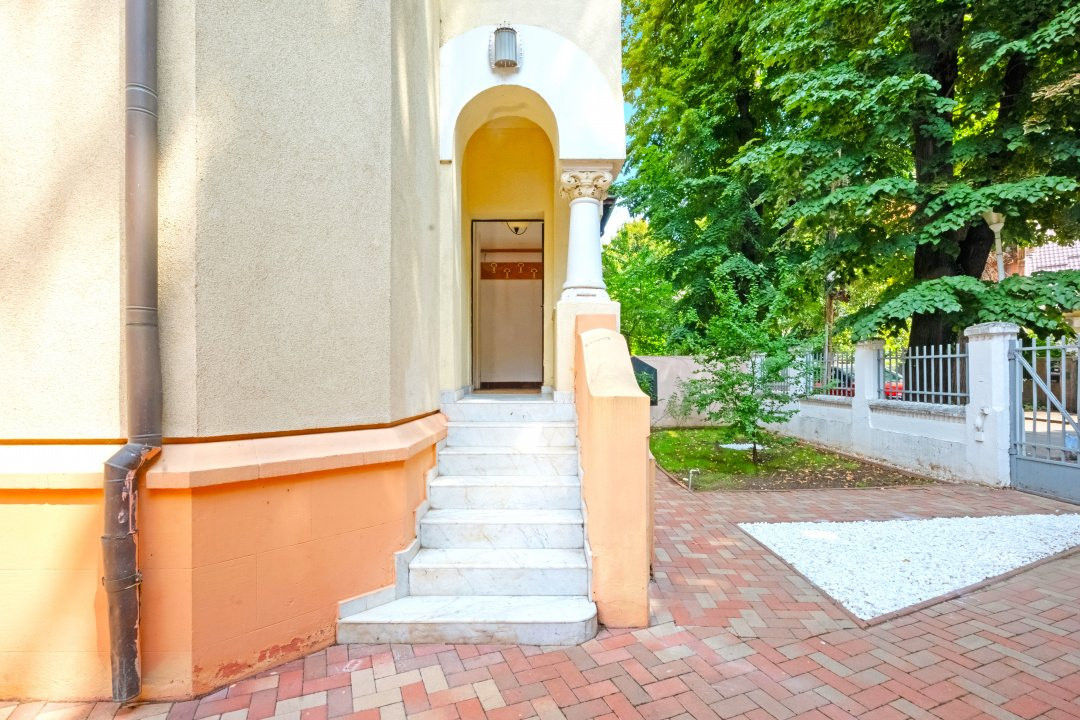 VANZARE VILA 8 CAMERE KISELEFF- PARCUL KISELEF- STR. ELIZA ZAMFIRESCU LEONIDA 
