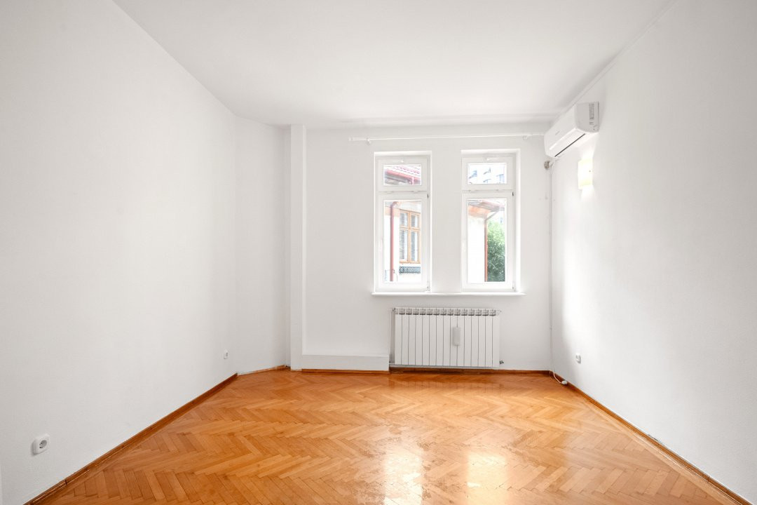 VANZARE VILA 8 CAMERE KISELEFF- PARCUL KISELEF- STR. ELIZA ZAMFIRESCU LEONIDA 