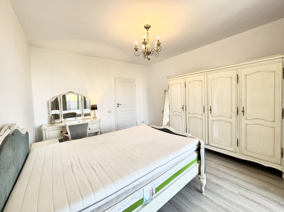 Apartament 2 camere zona Marriott cu centrala si terasa proprie