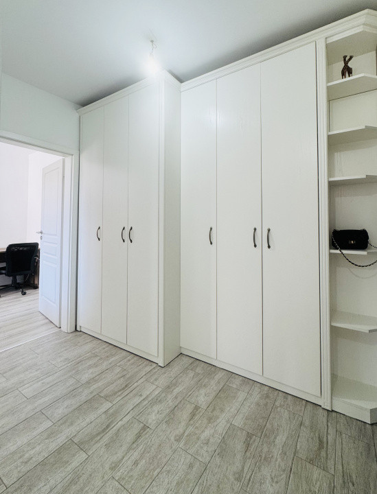 Apartament 2 camere zona Marriott cu centrala si terasa proprie