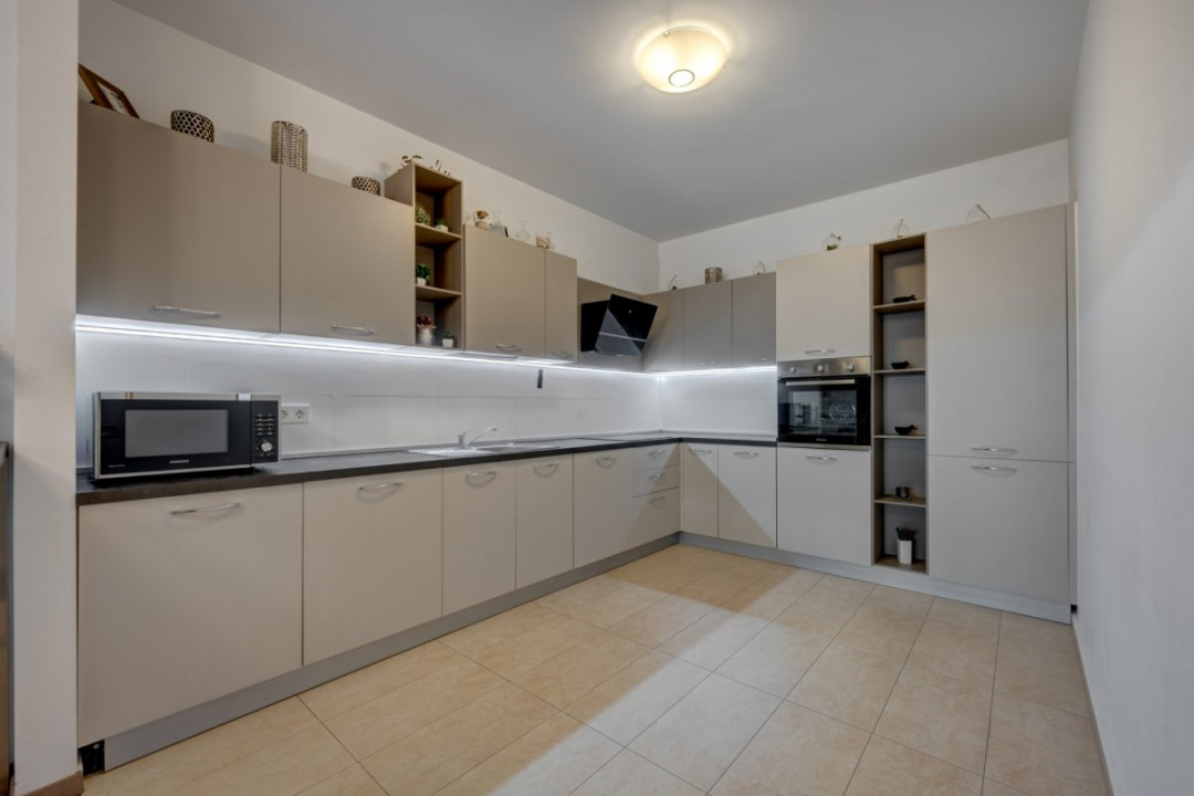 SOHO UNIRII | 2 CAMERE | 141 MP TOTALI | TERASĂ + GRĂDINĂ