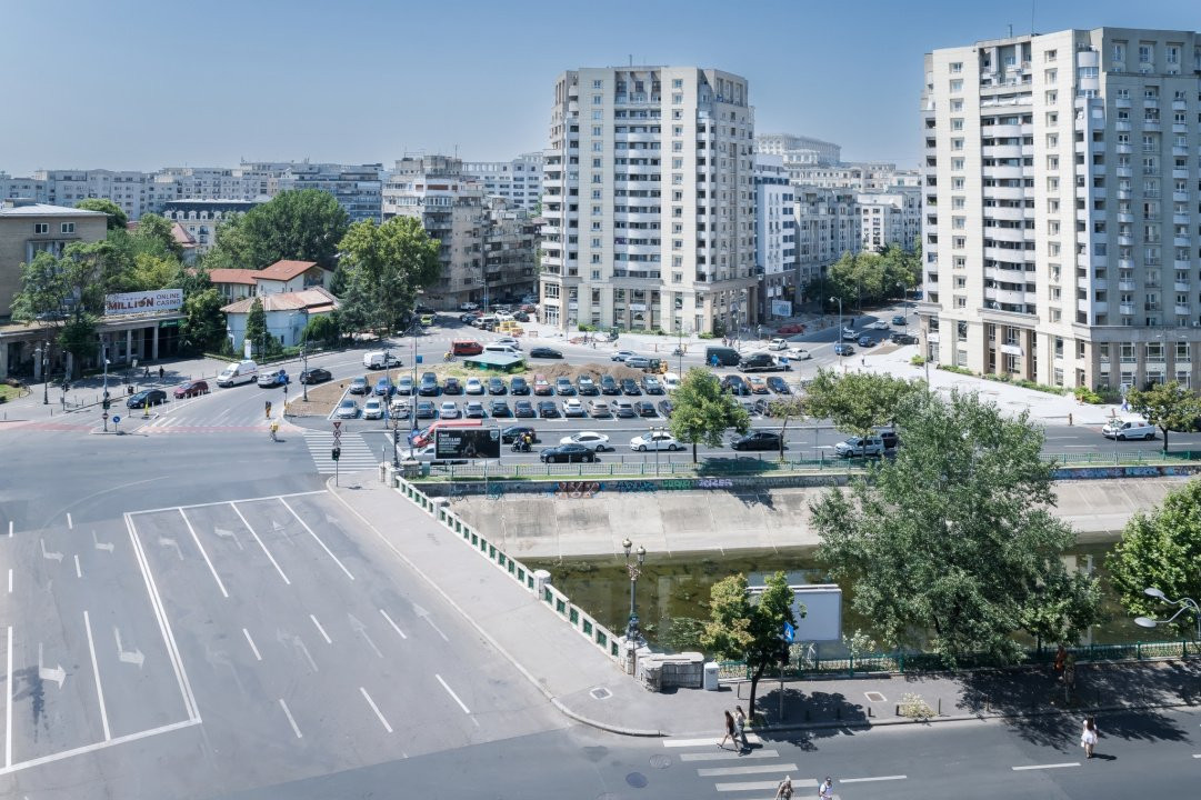 Apartamentul din turnul cu glorietă — Calea Victoriei nr. 2