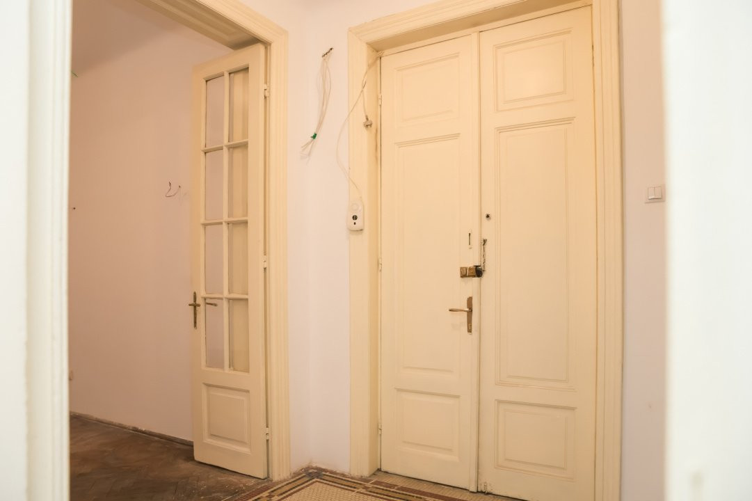 Apartamentul din turnul cu glorietă — Calea Victoriei nr. 2
