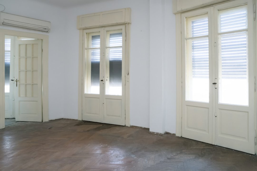 Apartamentul din turnul cu glorietă — Calea Victoriei nr. 2